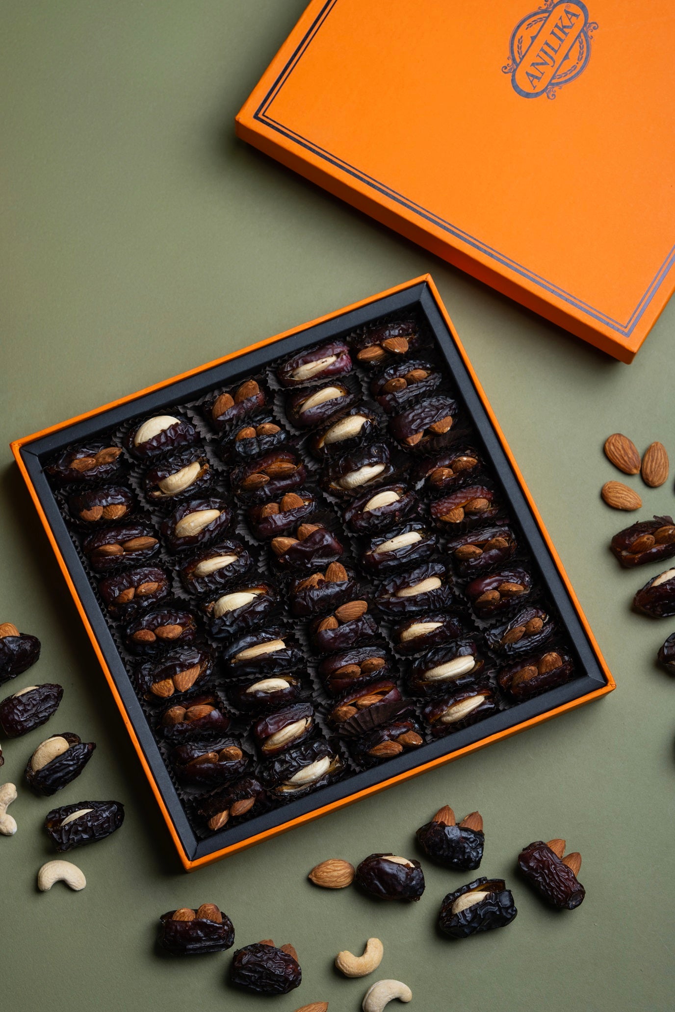 Saudi Dates Box Small