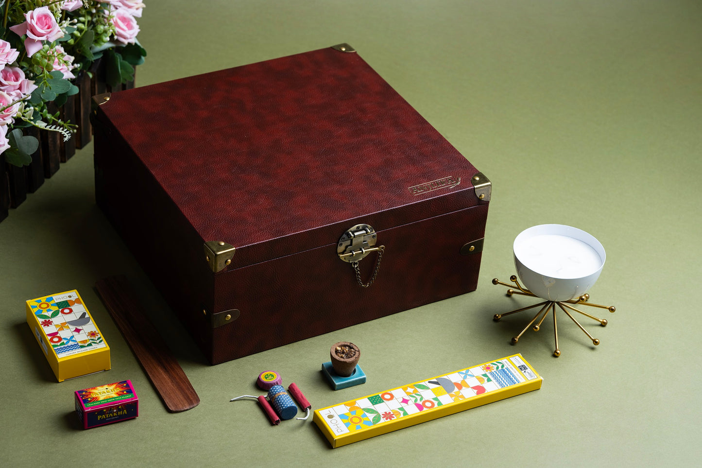 Vintage Leather Box Hamper - Large
