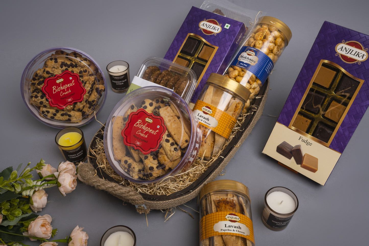 Oval Basket hamper Small