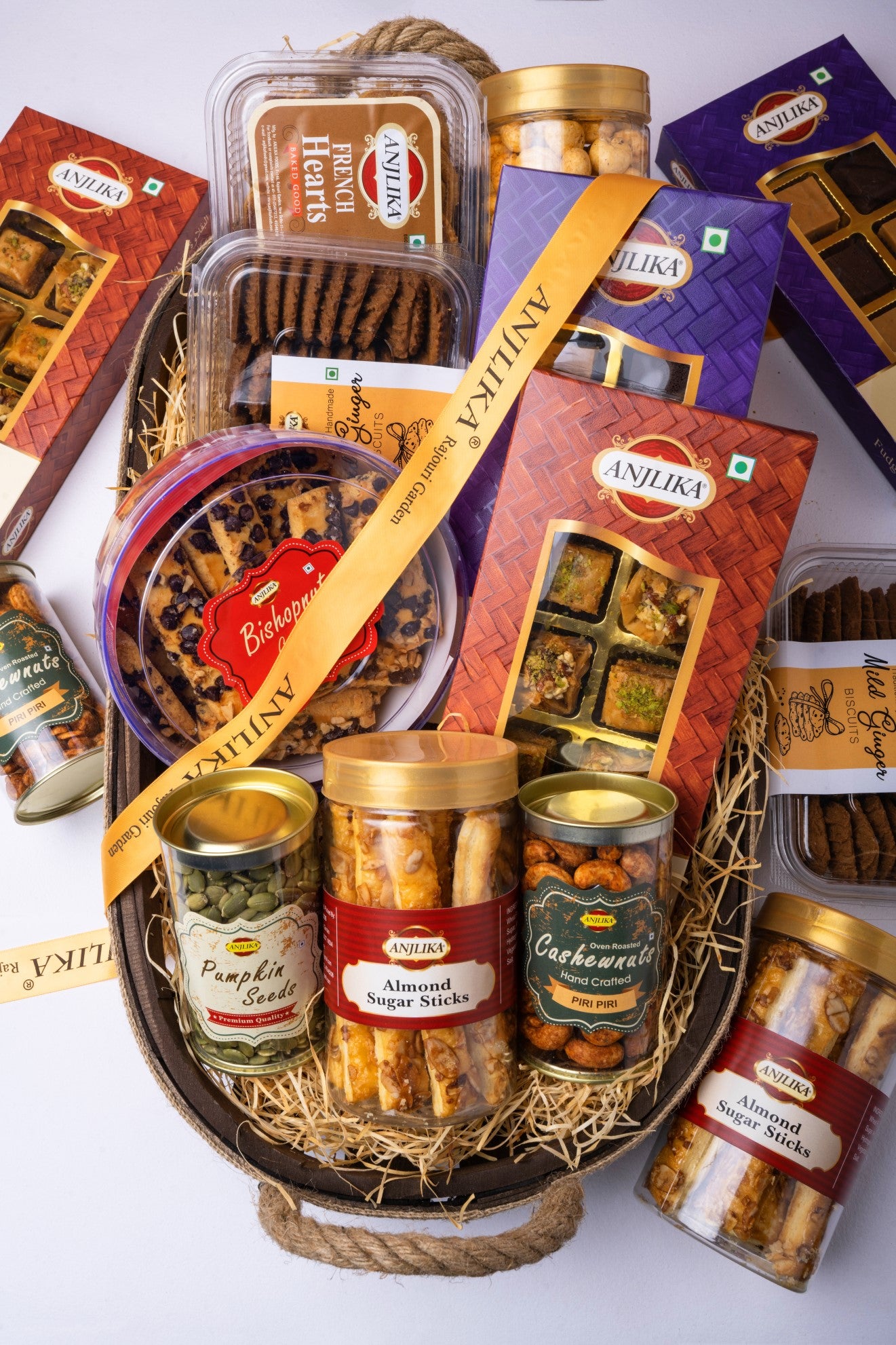 Oval Basket Hamper Medium